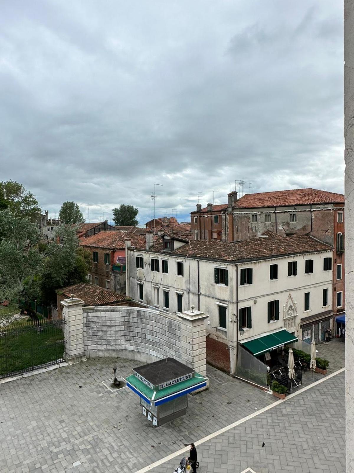 Stunning Venetian By Biennale Gardens * Venecia